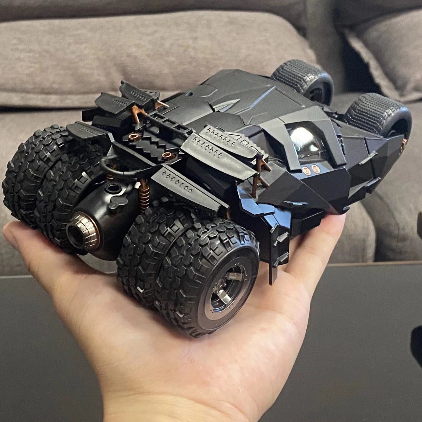 1:24 Batmobile Tumbler the Dark Knight Batman Alloy Scale Car Model Diecast Metal Sound＆Light Collection Children Toy Car Gifts